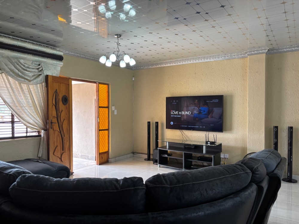 House sold in Barberton - 1NK1691713 House sold in Barberton - 1NK1691713