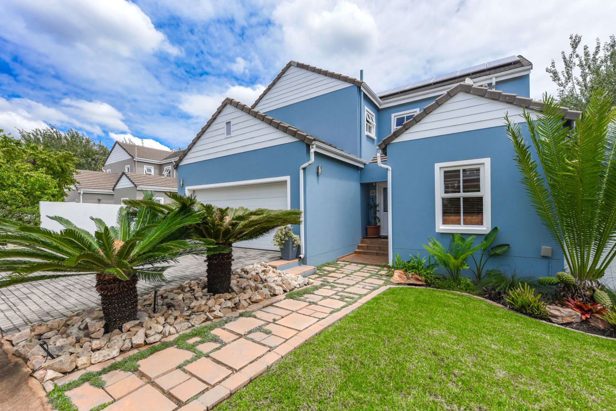 House sold in North Riding - FW1691850