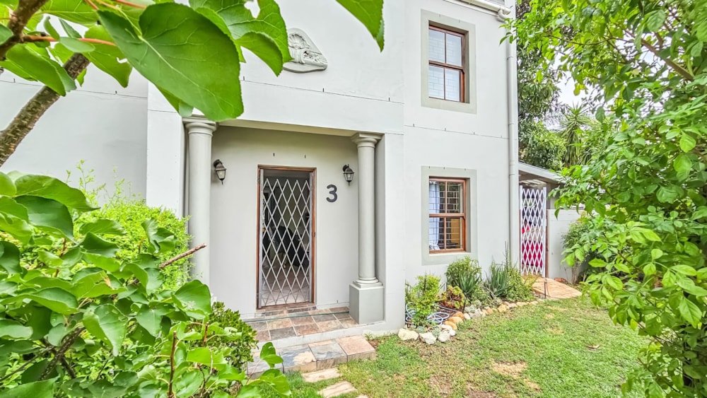 Security complex home sold in Paarl North - TK1688979 Security complex home sold in Paarl North - TK1688979