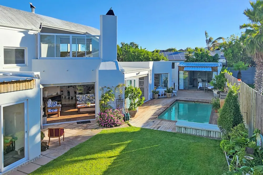 House let in Blouberg Sands - 1TV1707553 House let in Blouberg Sands - 1TV1707553