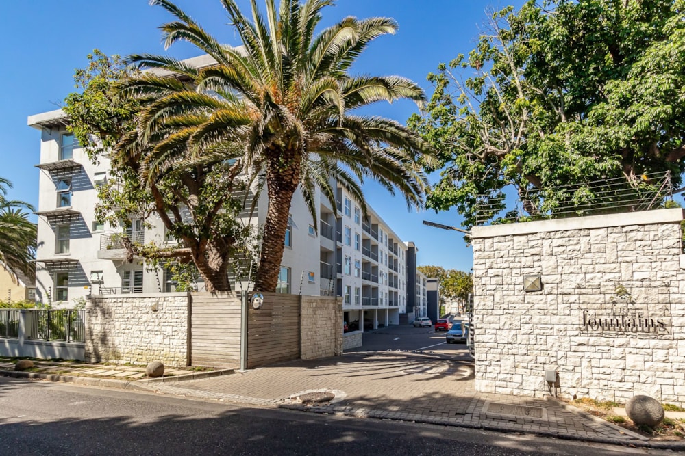 Apartment sold in Kenilworth Upper - KW1692889 Apartment sold in Kenilworth Upper - KW1692889