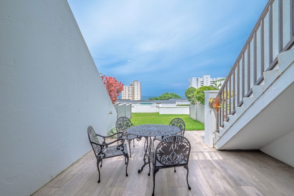 Apartment for sale in uMhlanga Rocks - 1ND1732057 Apartment for sale in uMhlanga Rocks - 1ND1732057