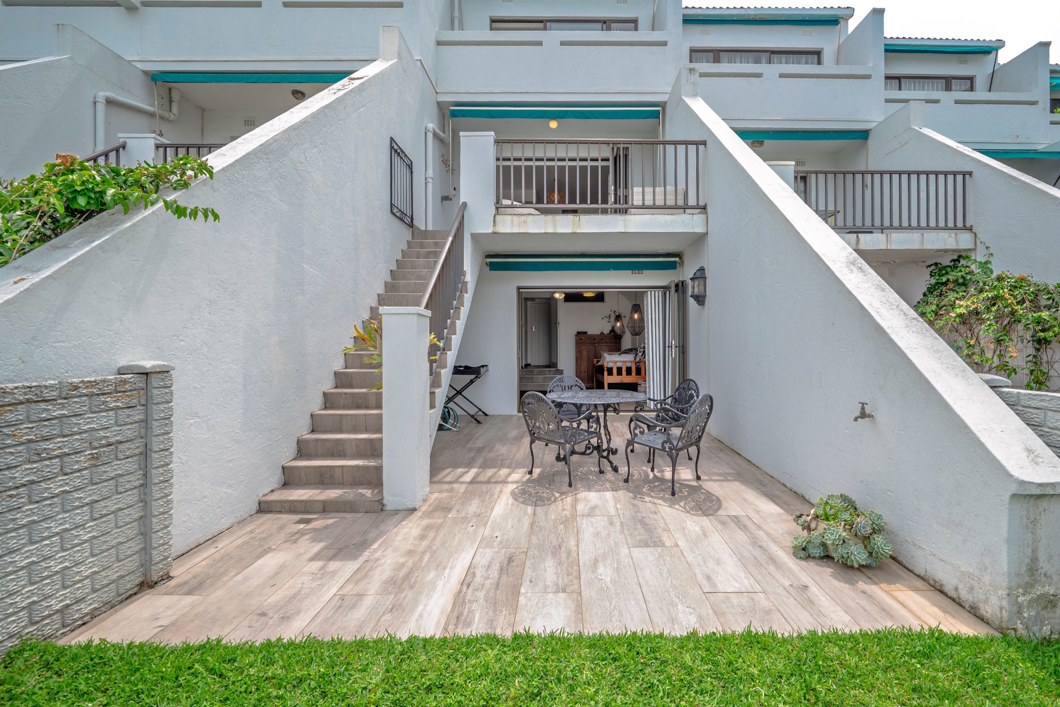 Apartment for sale in uMhlanga Rocks - 1ND1732057