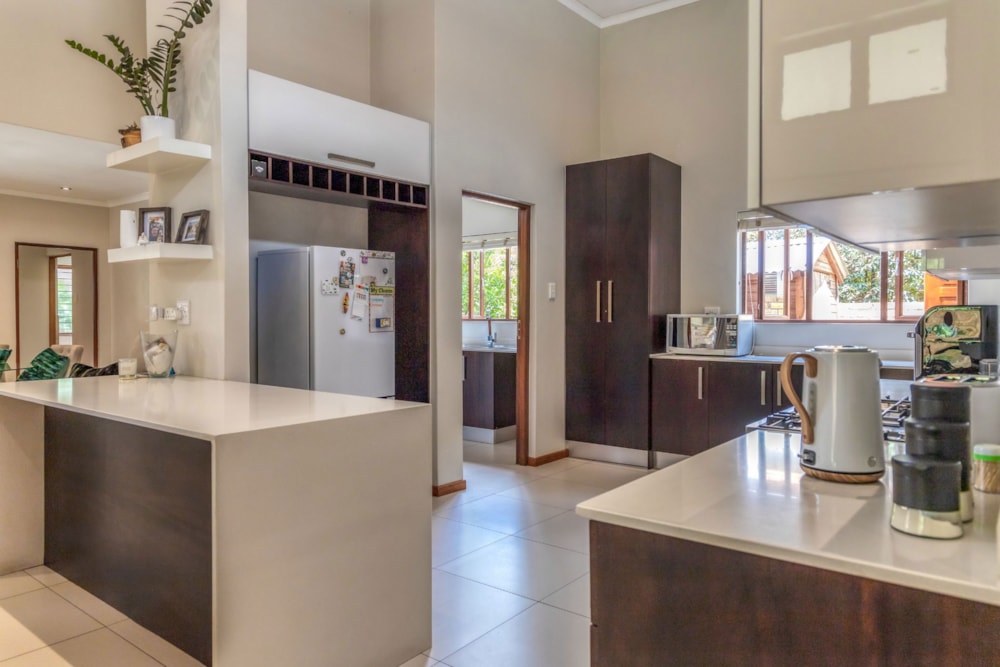 House for sale in Willowbrook - RAN1691897