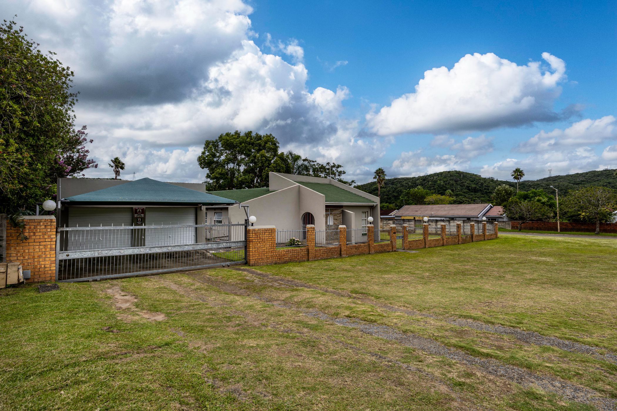 House for sale in Dorchester Heights - 1EZ1689498