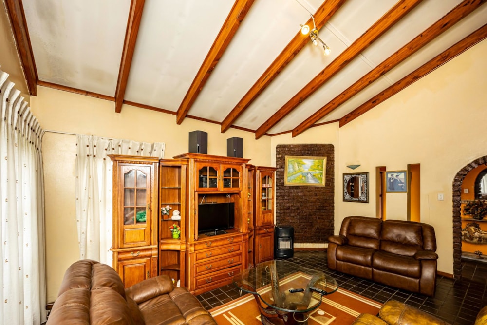 House for sale in Dorchester Heights - 1EZ1689498 House for sale in Dorchester Heights - 1EZ1689498