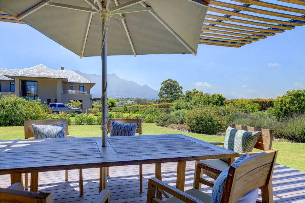 House let in Fancourt - GEL1730616