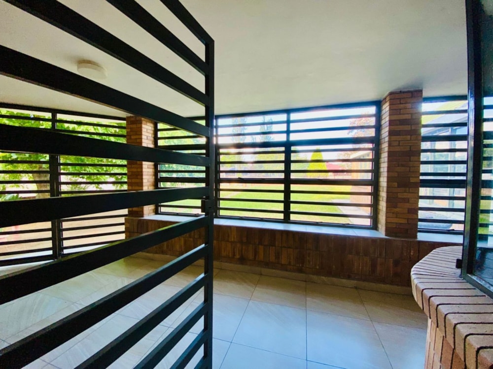 House for sale in Newcastle - 1NW1687687 House for sale in Newcastle - 1NW1687687