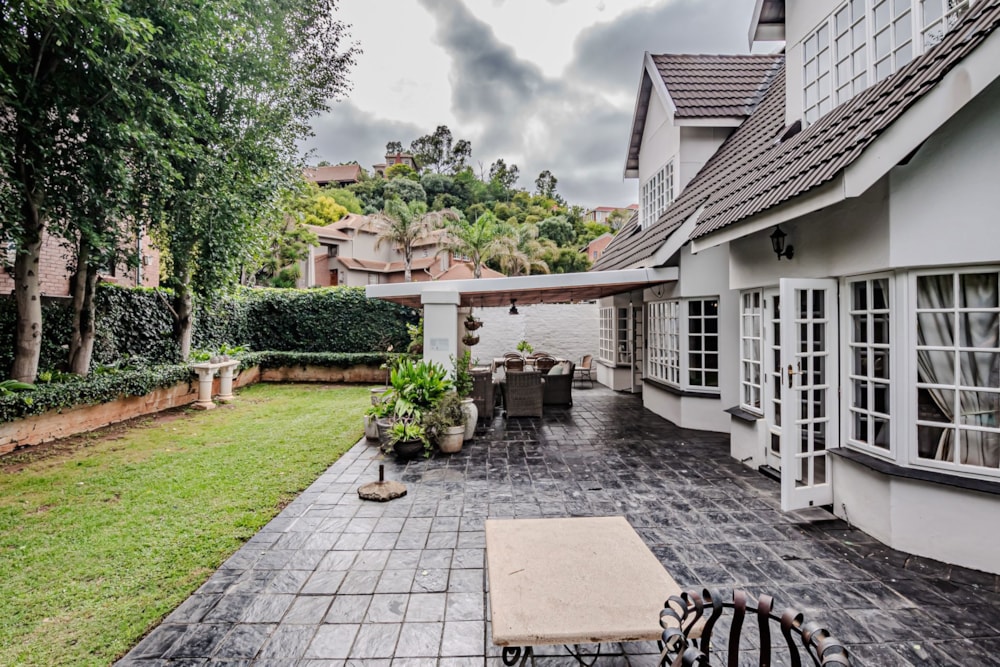 House sold in Cornwall Hill - CN1688312