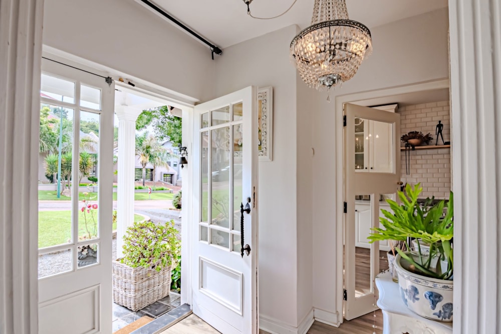 House sold in Cornwall Hill - CN1688312