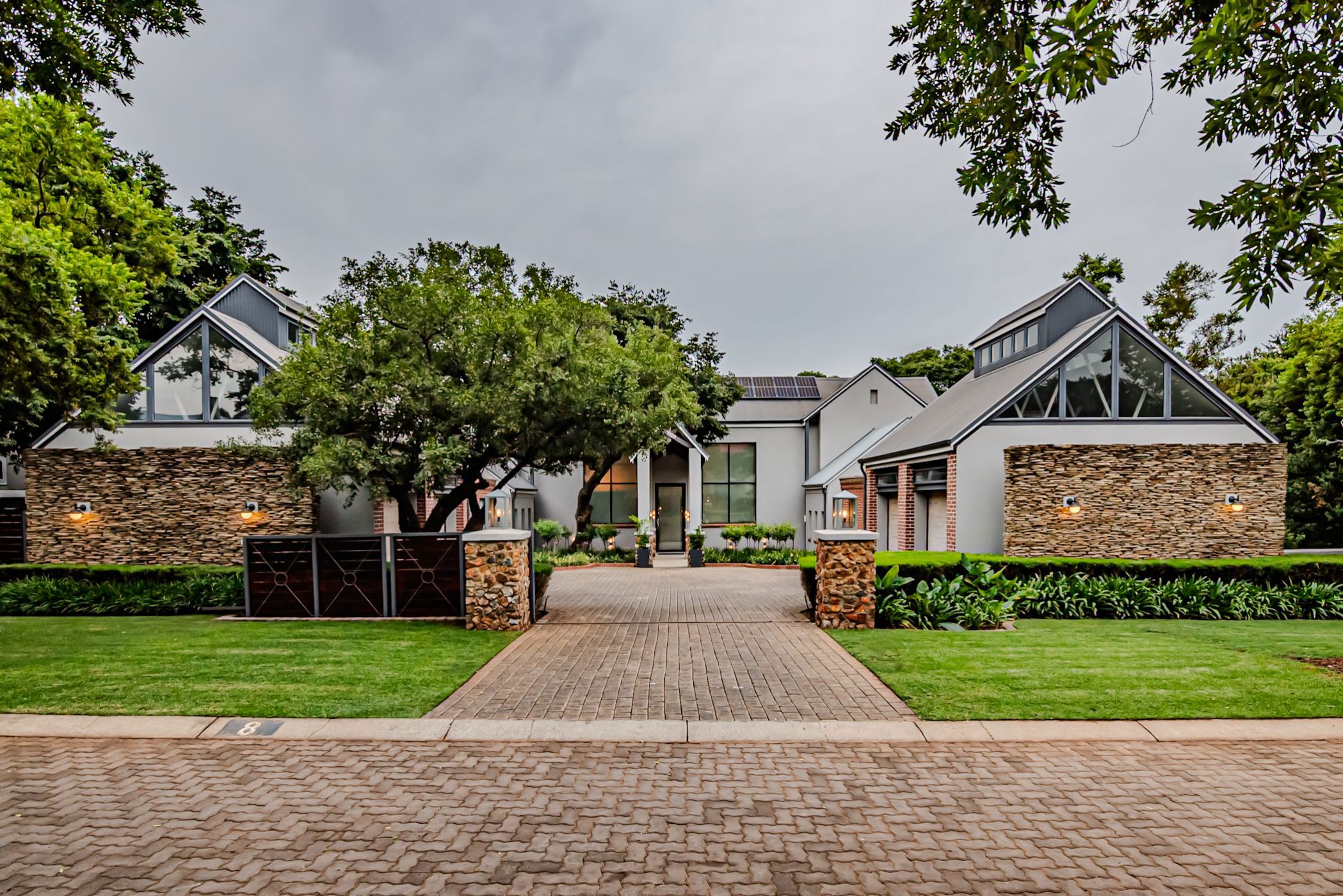 House sold in Southdowns Estate - CN1690579