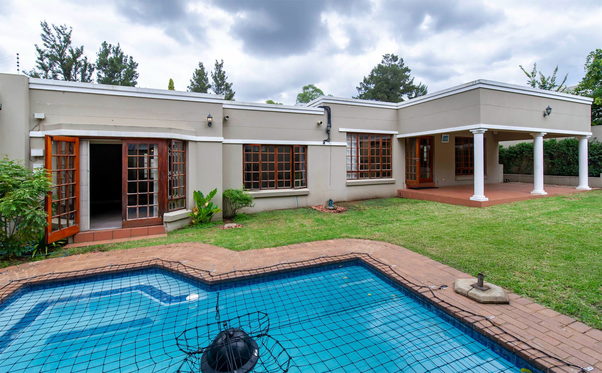 Cluster sold in Edenburg, Rivonia - HP1691056
