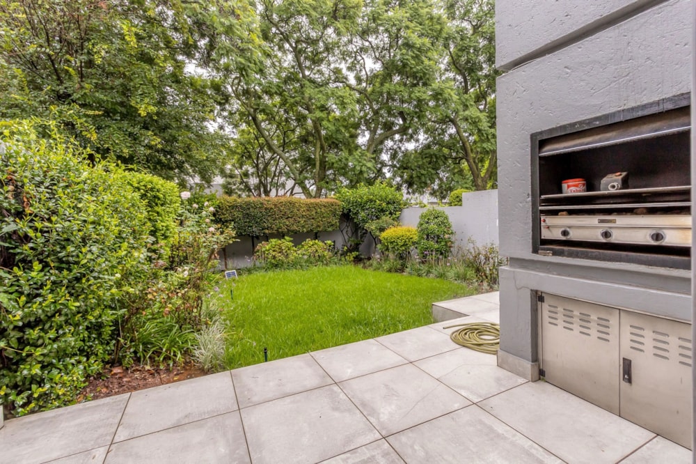 Apartment for sale in Oaklands, Johannesburg - HP1691155 Apartment for sale in Oaklands, Johannesburg - HP1691155