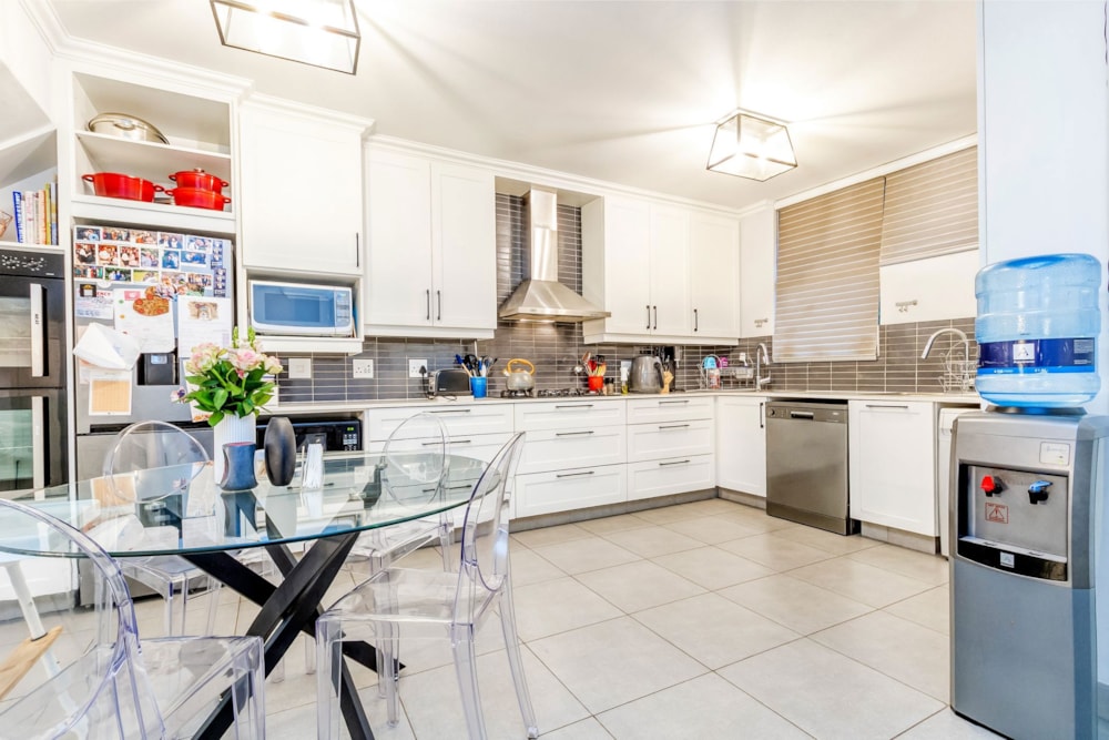 Apartment for sale in Norwood, Johannesburg - HP1689184