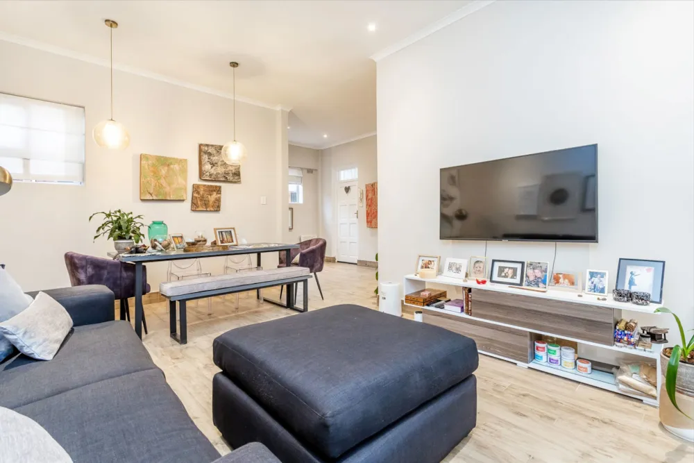 Apartment sold in Norwood, Johannesburg - HP1688680 Apartment sold in Norwood, Johannesburg - HP1688680