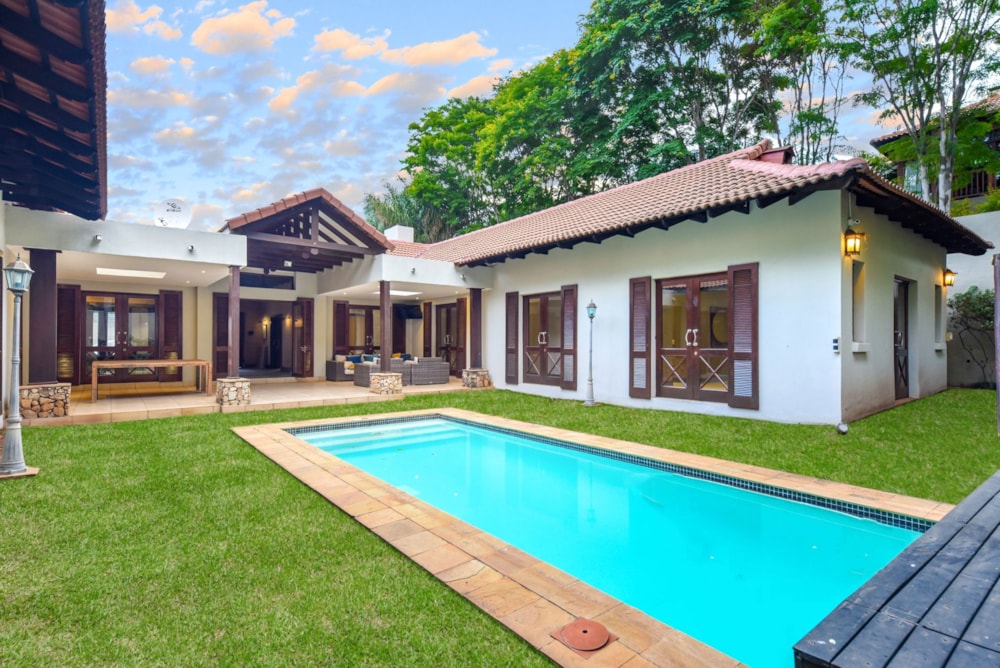 Cluster for sale in Bryanston - HP1689616 Cluster for sale in Bryanston - HP1689616