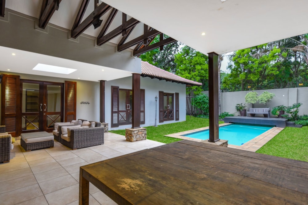 Cluster for sale in Bryanston - HP1689616 Cluster for sale in Bryanston - HP1689616