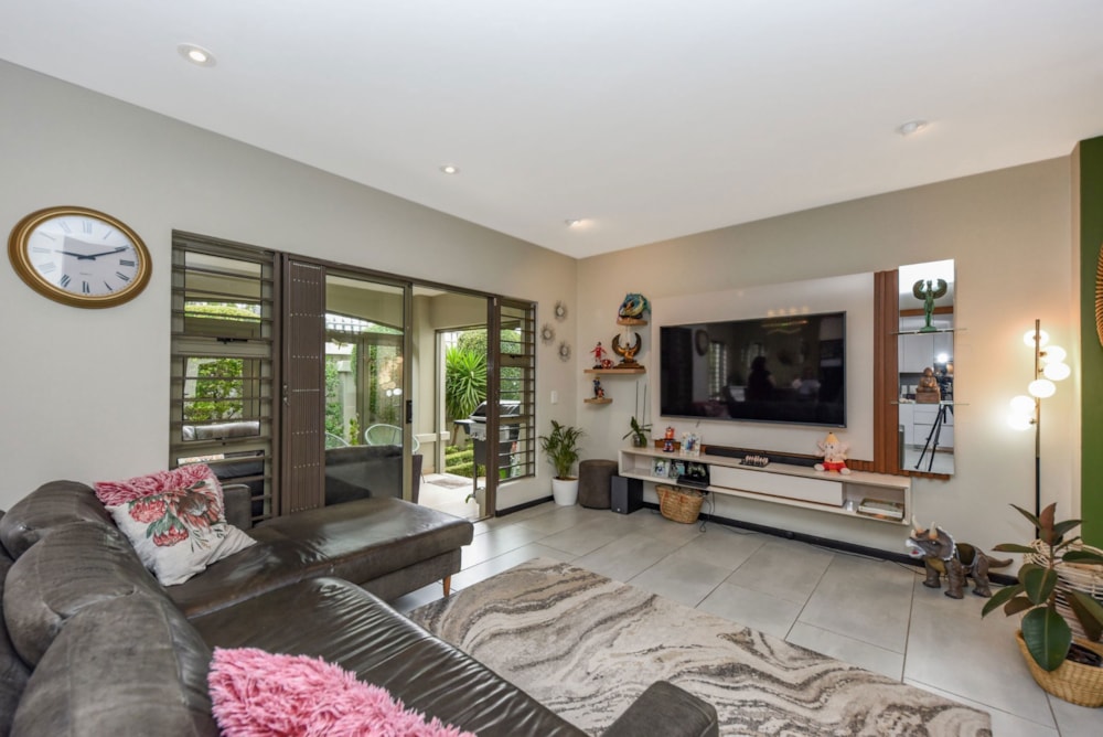 Cluster for sale in Sandown, Sandton - HP1689378 Cluster for sale in Sandown, Sandton - HP1689378