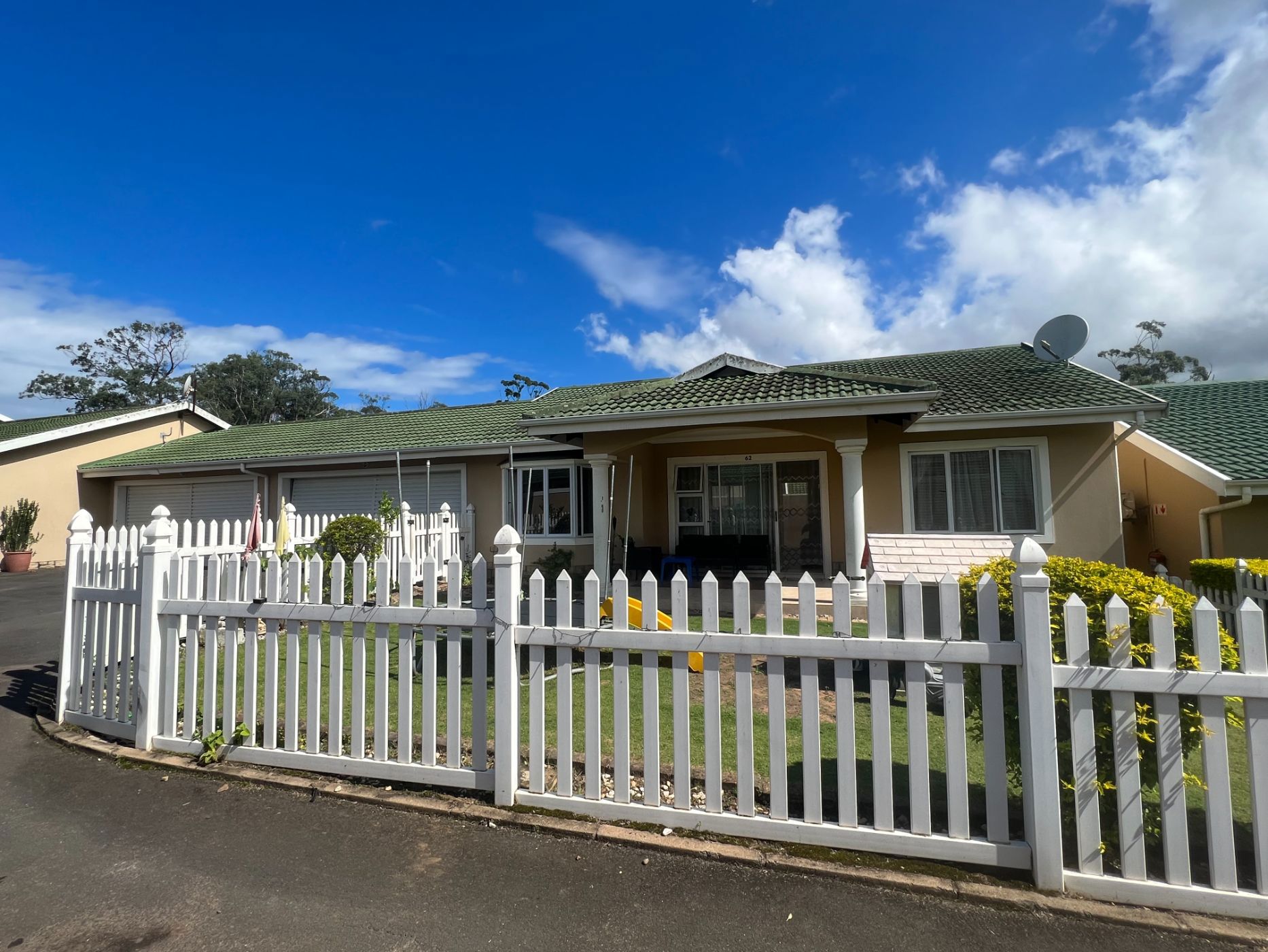 Townhouse for sale in Mount Edgecombe - 1MT1692185