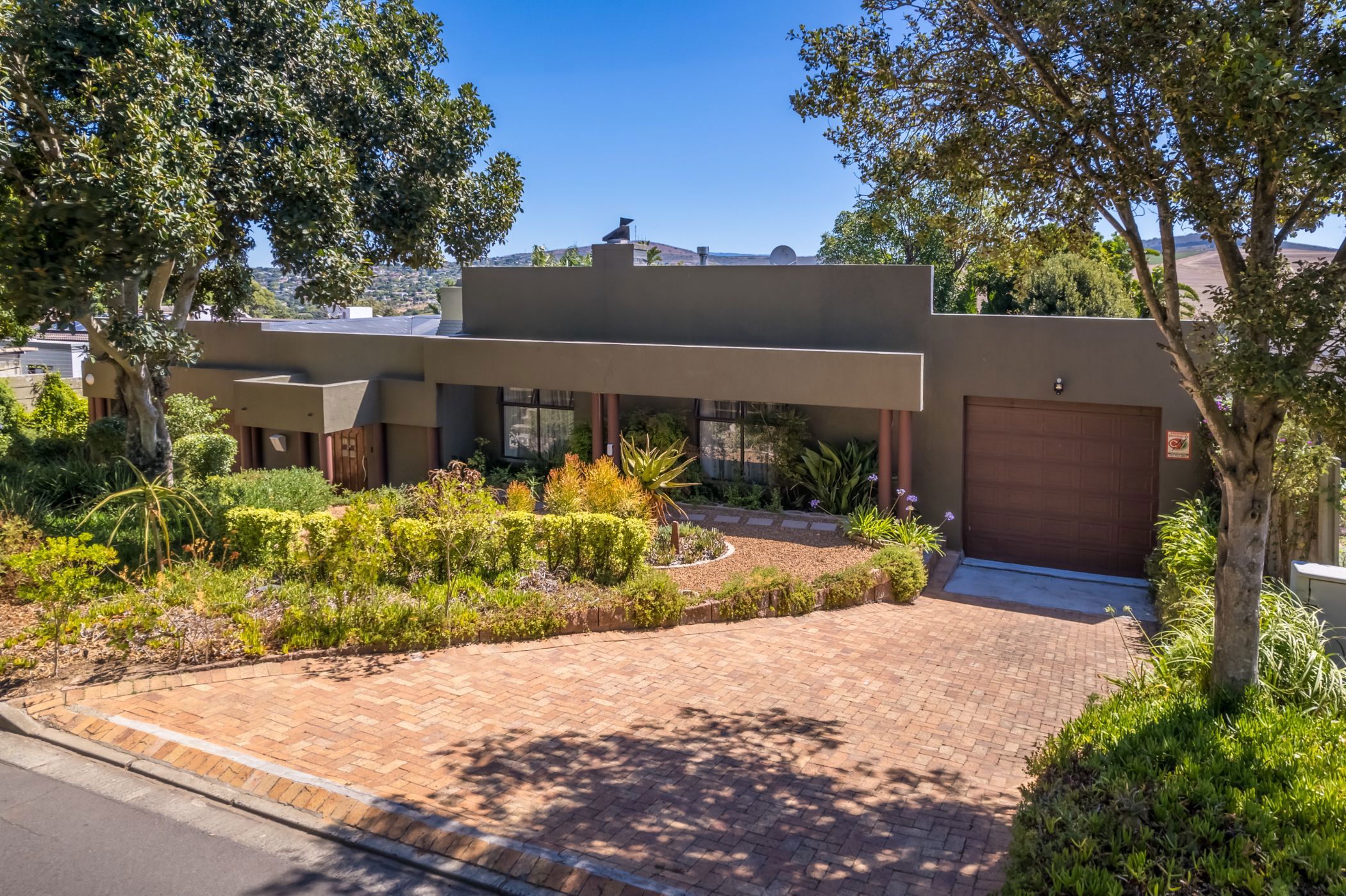 House sold in Kenridge - DBV1689061