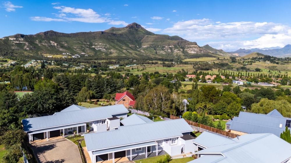 Cluster sold in Clarens - 1CS1678100 Cluster sold in Clarens - 1CS1678100