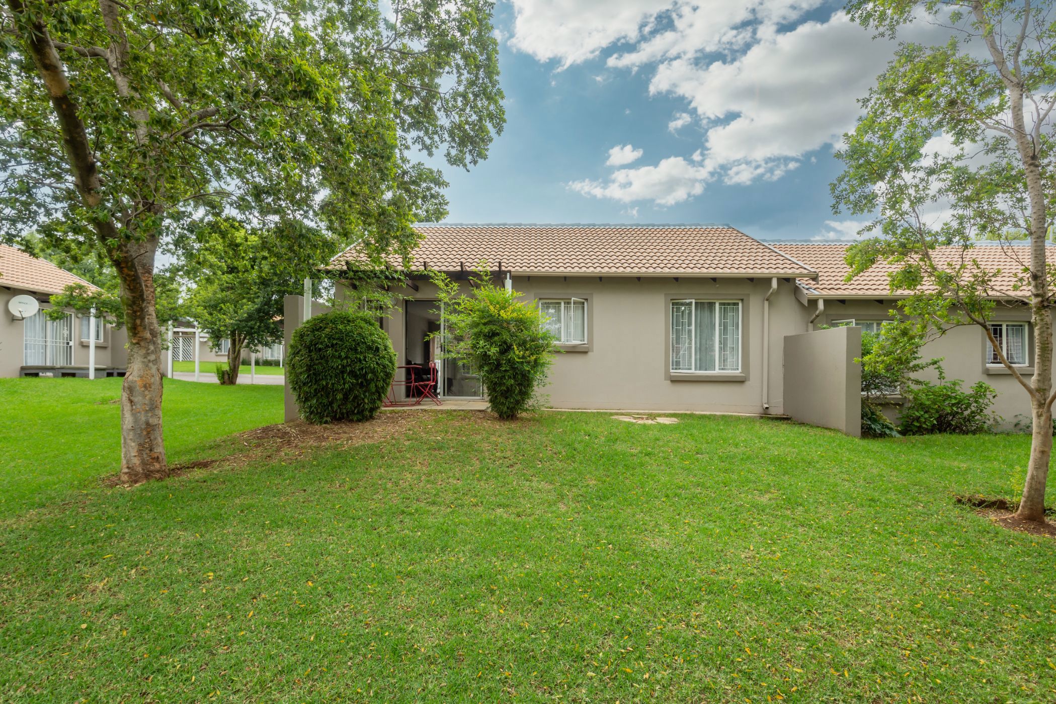 Townhouse sold in Greenstone Hill - BED1690508