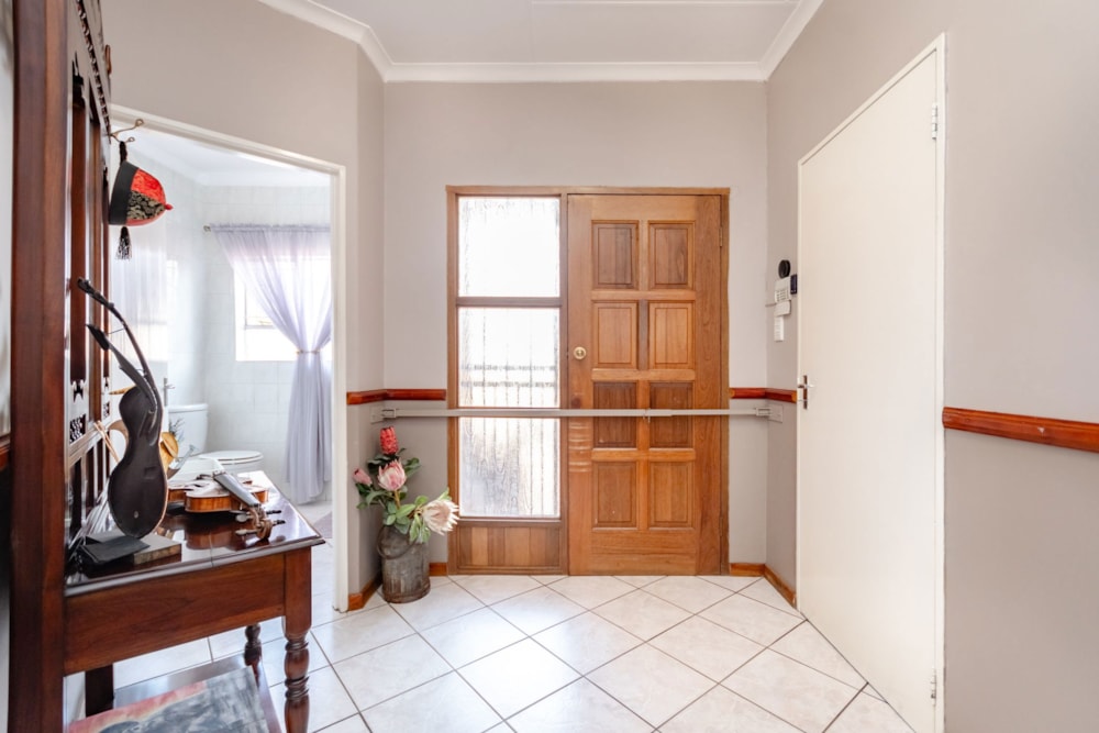 House sold in Farrarmere - EN1694708