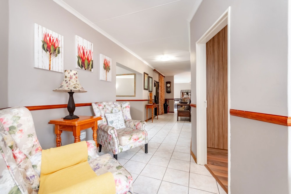 House sold in Farrarmere - EN1694708