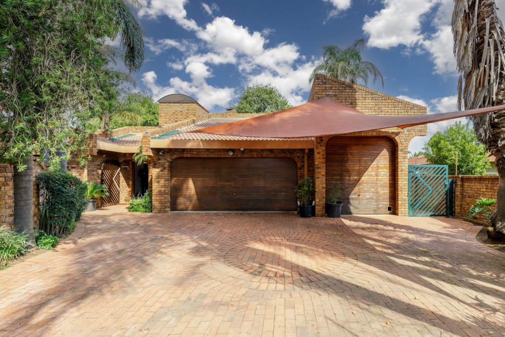 House sold in Farrarmere - EN1691151