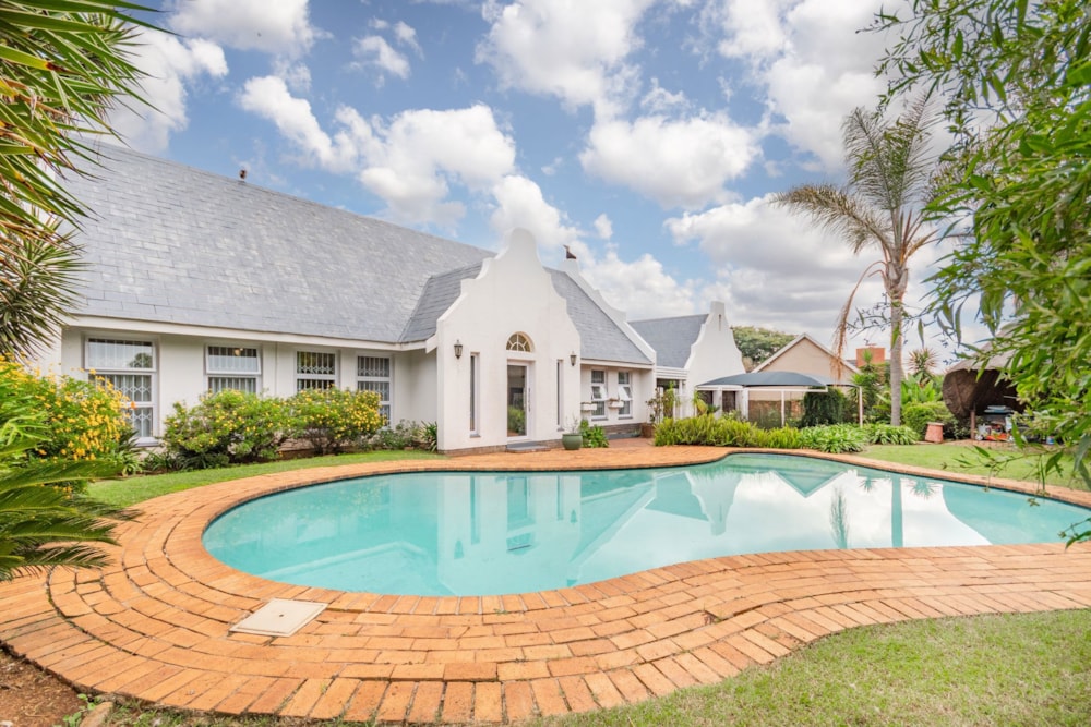 House sold in Farrarmere - EN1694458