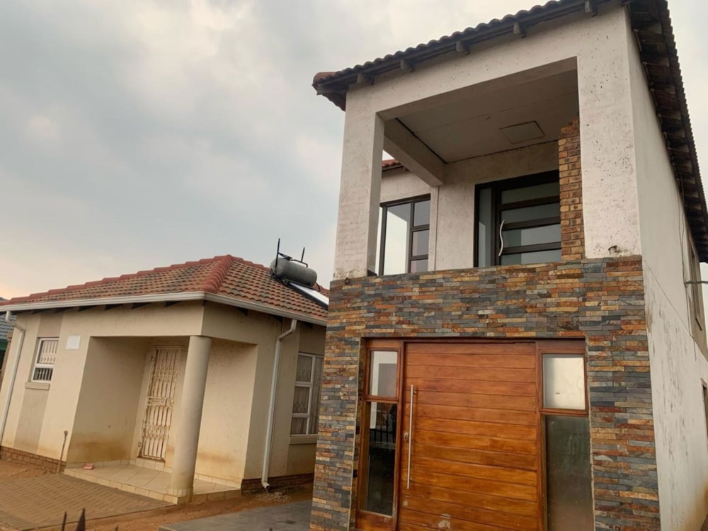 House for sale in Crystal Park - EN1695540 House for sale in Crystal Park - EN1695540