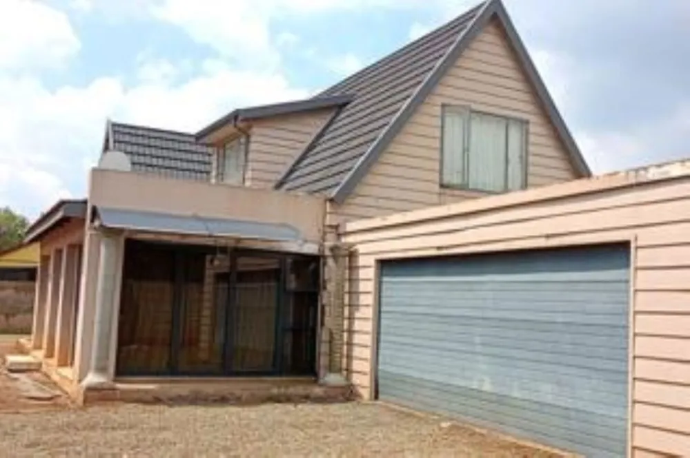 House for sale in Crystal Park - EN1695130 House for sale in Crystal Park - EN1695130