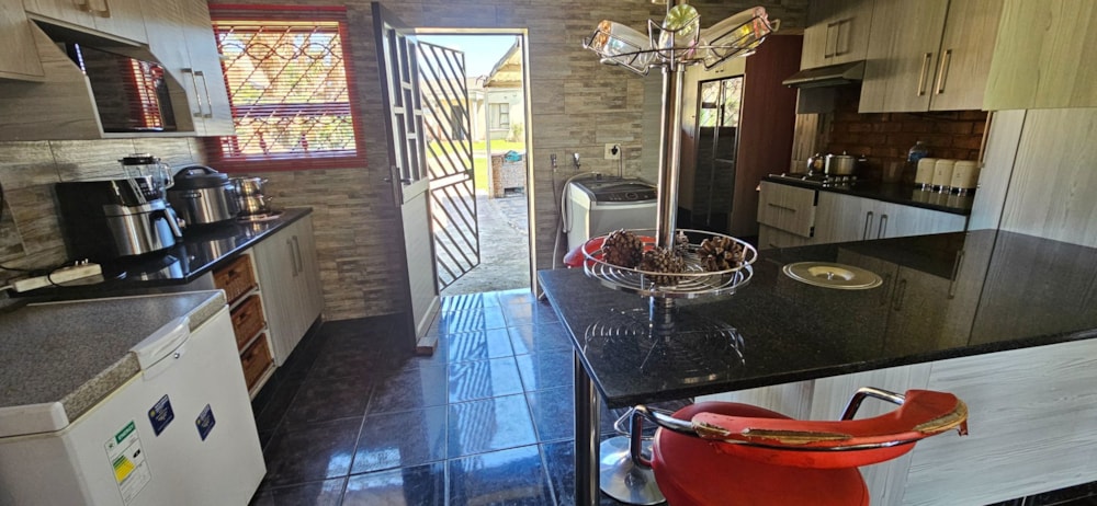 House for sale in Sherwood Gardens - 1BJ1714045