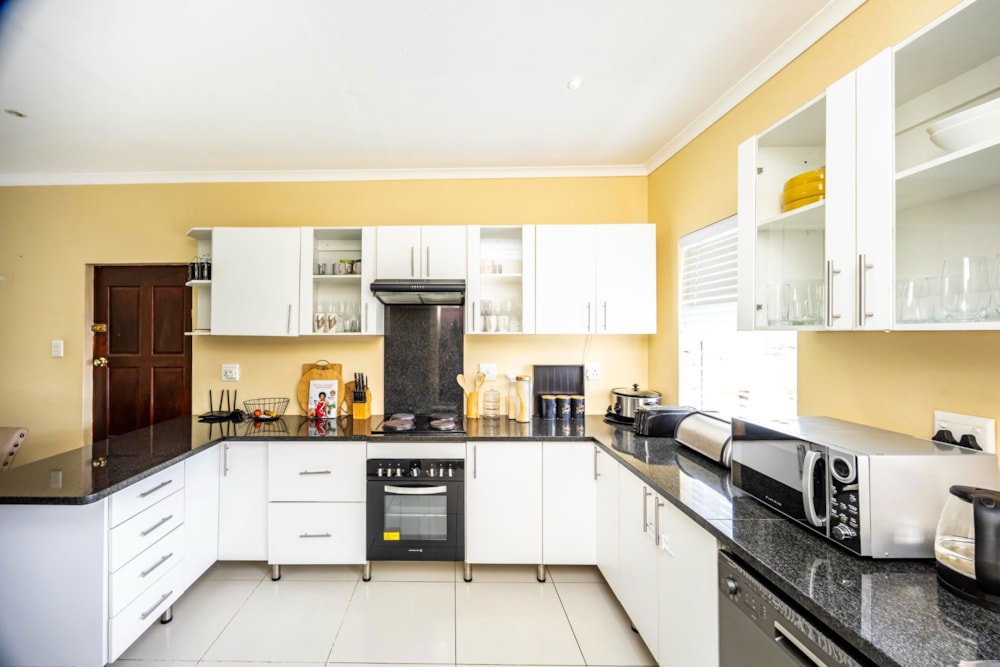 Single-storey cluster for sale in Beacon Bay - 1EZ1692588