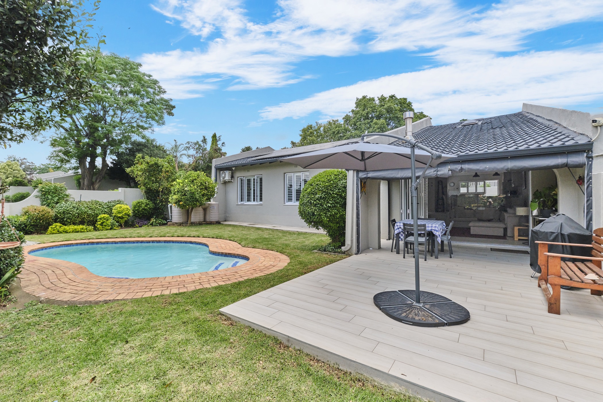 Townhouse sold in River Club, Sandton - HP1700098