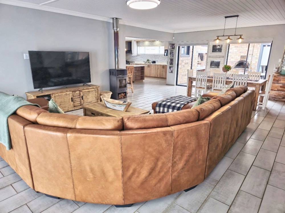 House for sale in Stilbaai East - 1SR1696087 House for sale in Stilbaai East - 1SR1696087