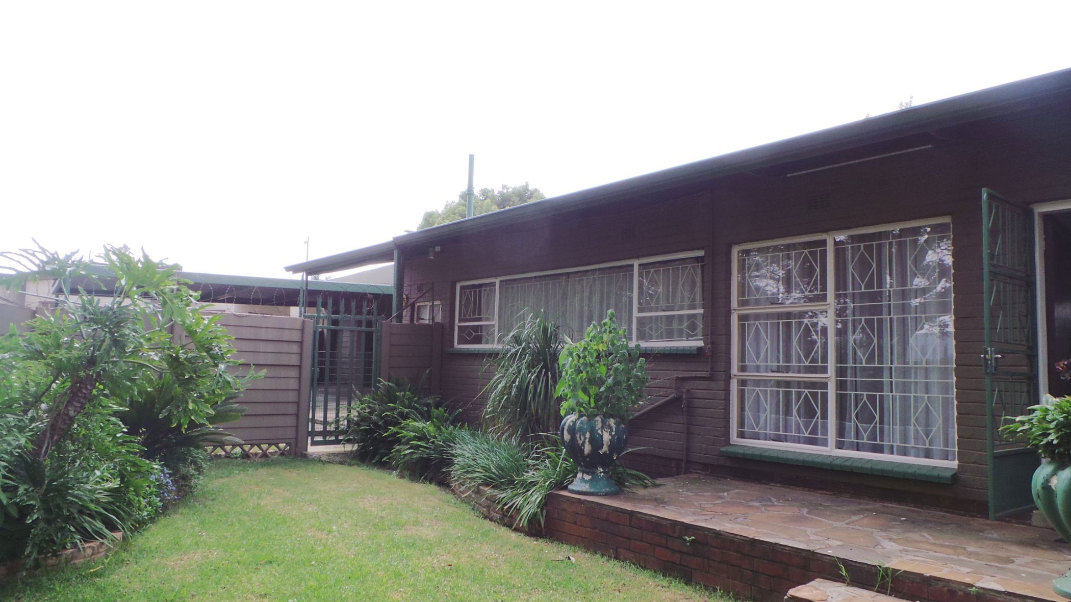 House let in Minnebron - 1BJ1695340