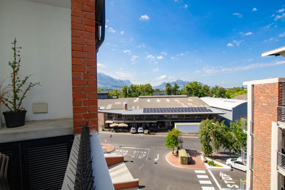 Double-storey apartment for sale in Onder Papegaaiberg - ST1693231