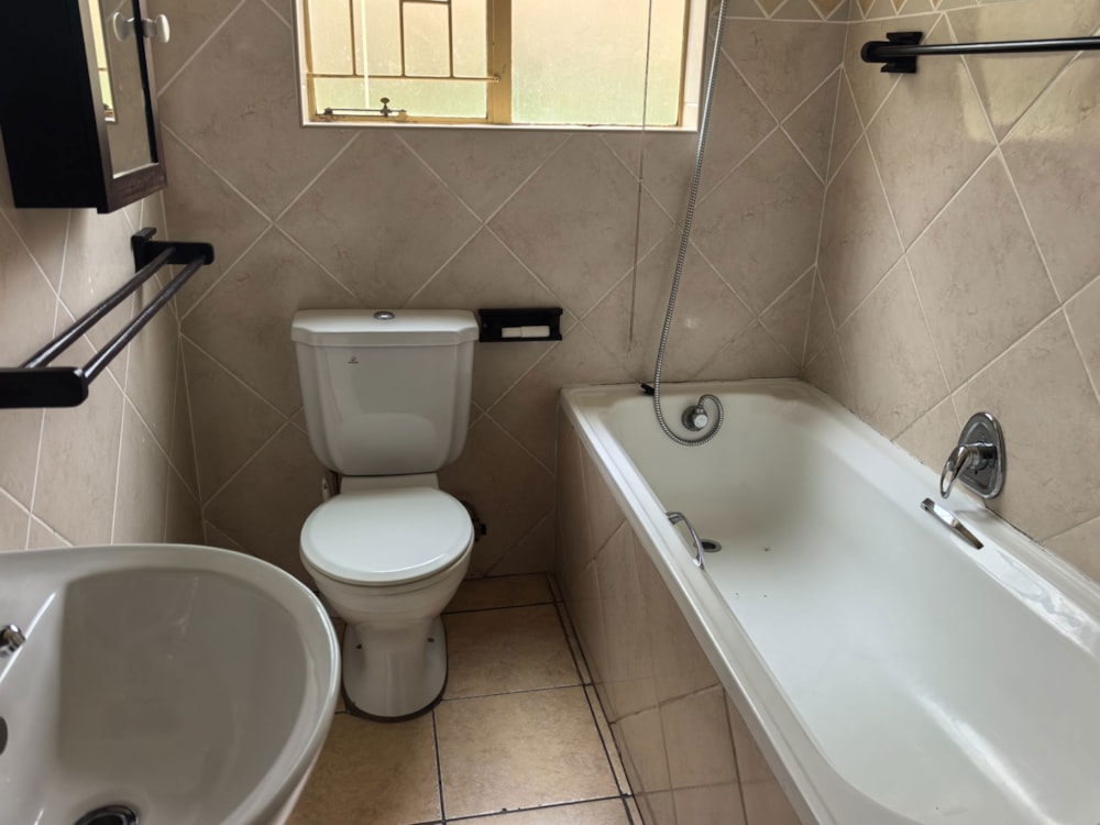 Apartment for sale in West Acres - 1NS1694306