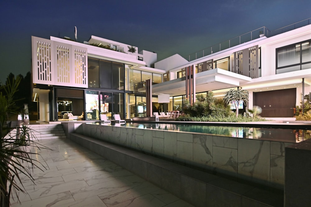 House for sale in Sandhurst - HP1716263