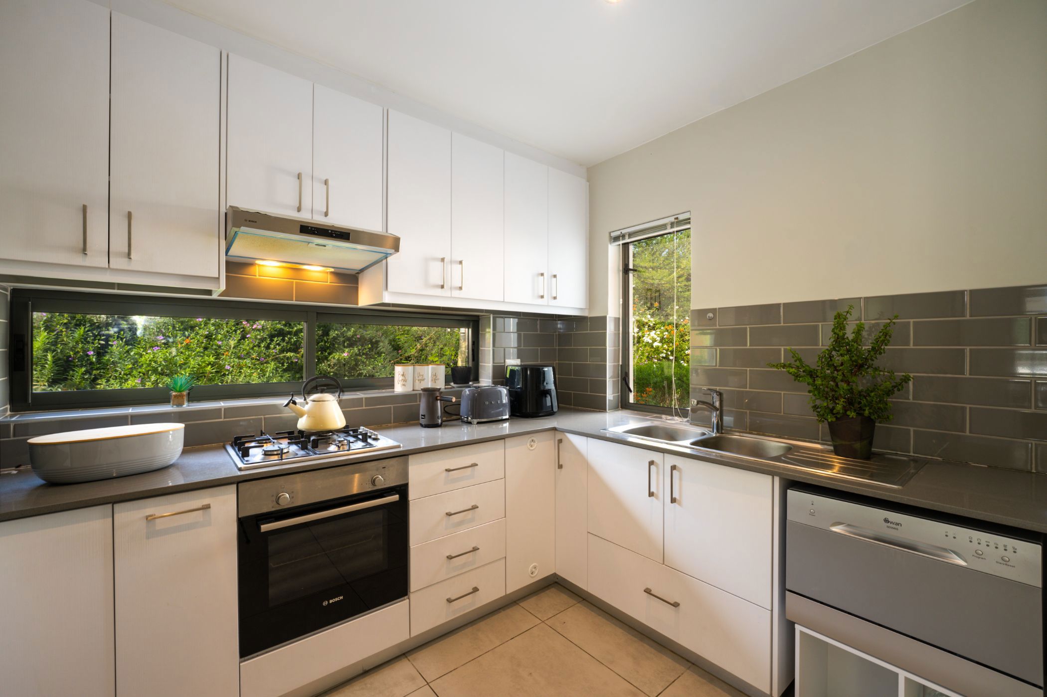 House for sale in Croydon Gardens Estate - SW1731015