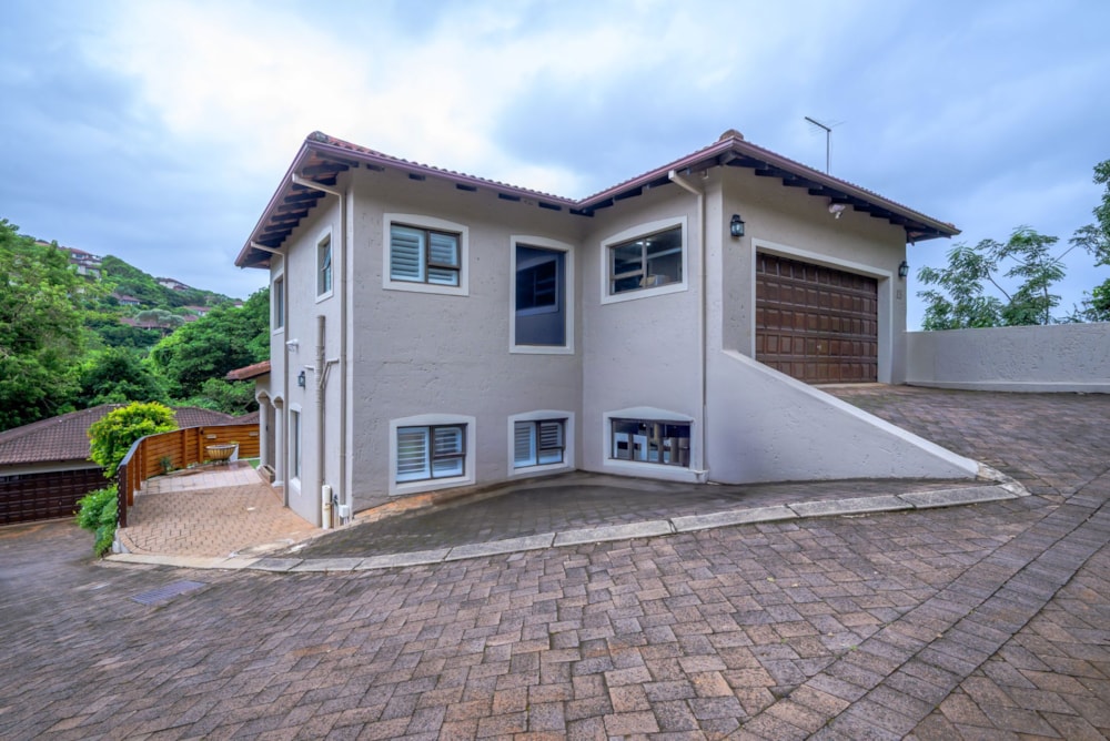 Townhouse for sale in La Lucia - 1ND1693539