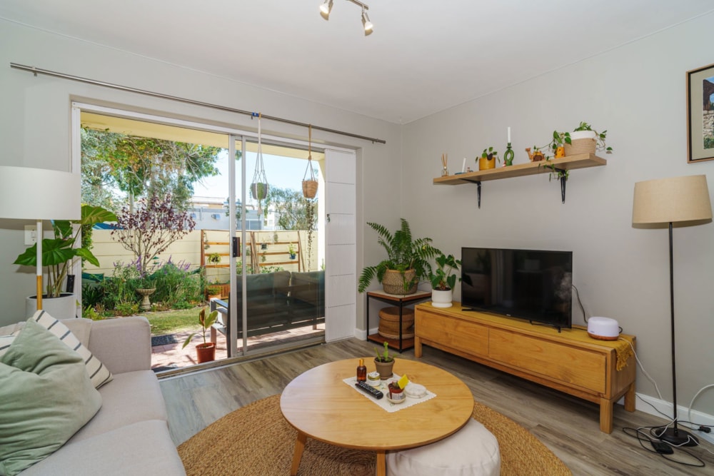 Apartment sold in Rosebank, Cape Town - KW1695059