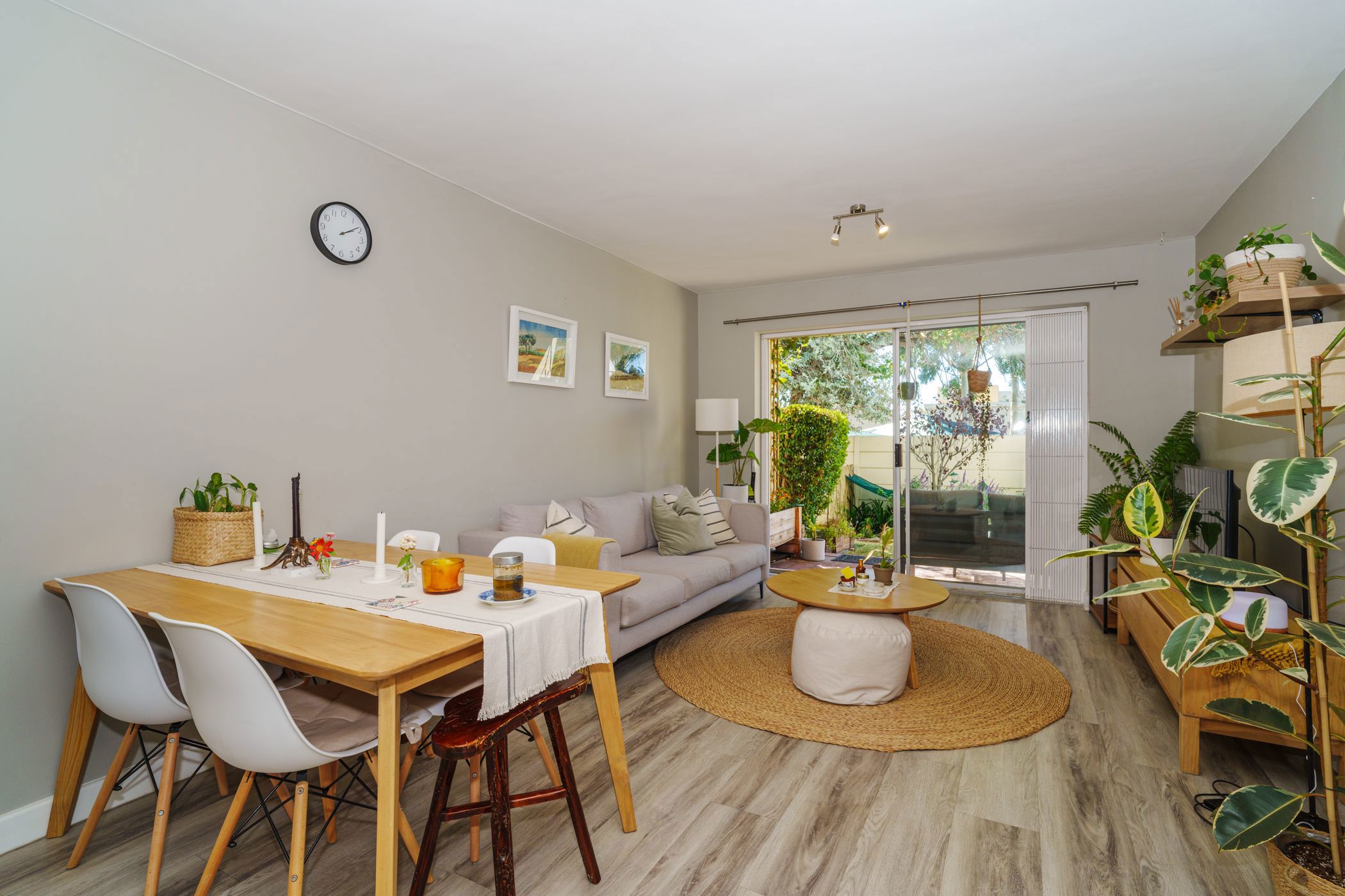 Apartment sold in Rosebank, Cape Town - KW1695059