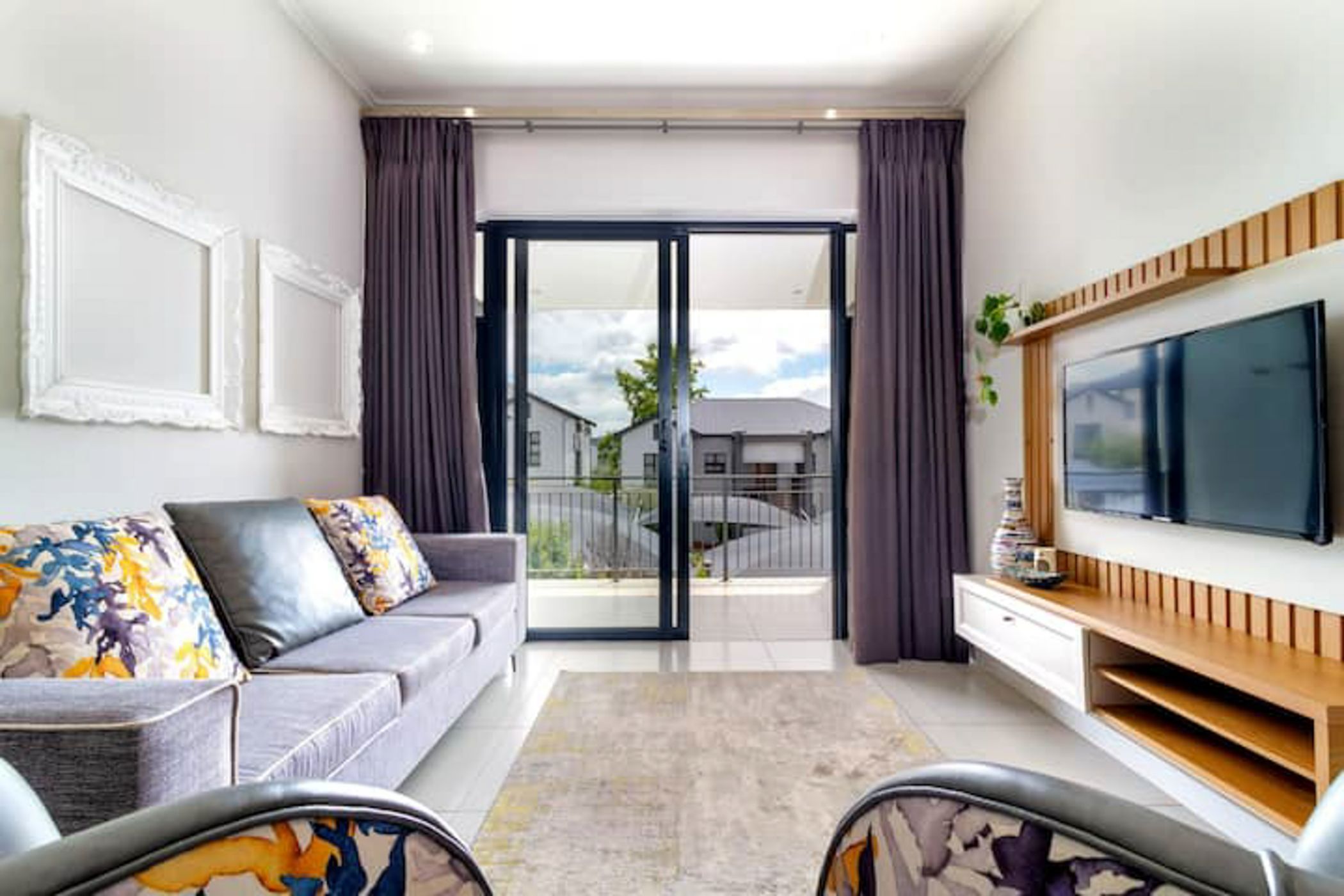 Apartment for sale in Broadacres - FW1694001