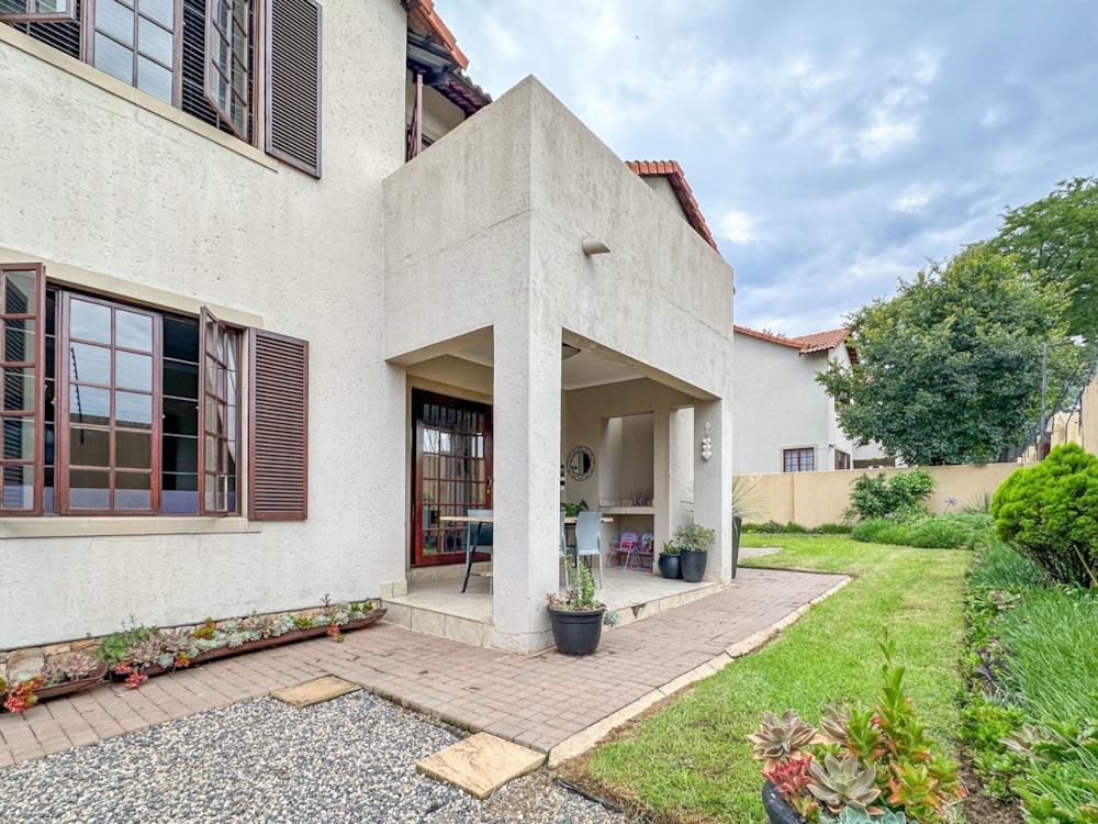 House for sale in Broadacres - FW1693694 House for sale in Broadacres - FW1693694