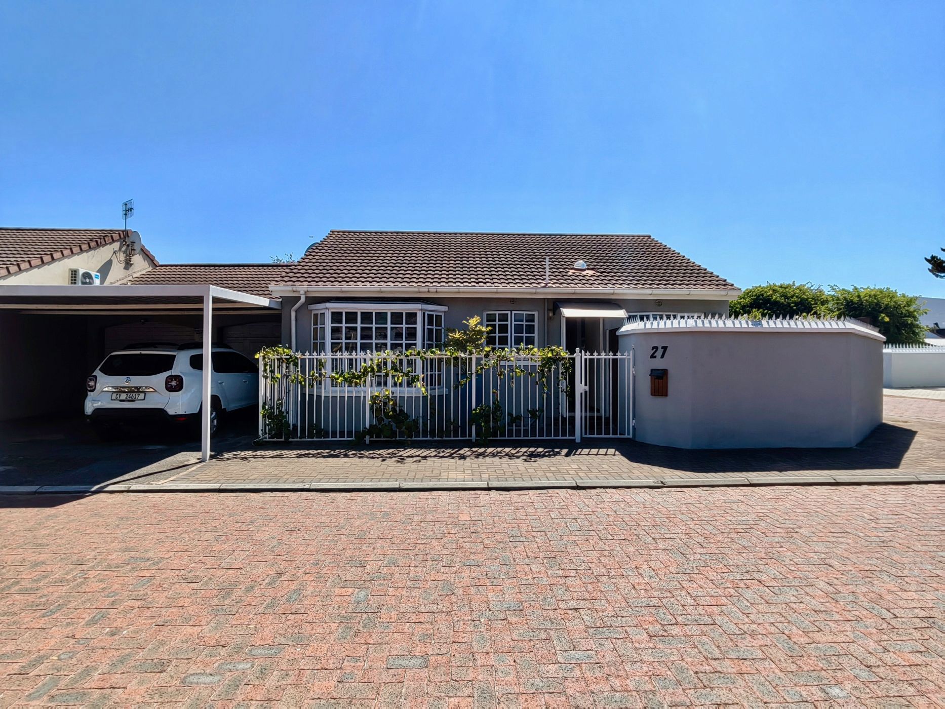 House sold in Plattekloof Glen - 1PLA1691131