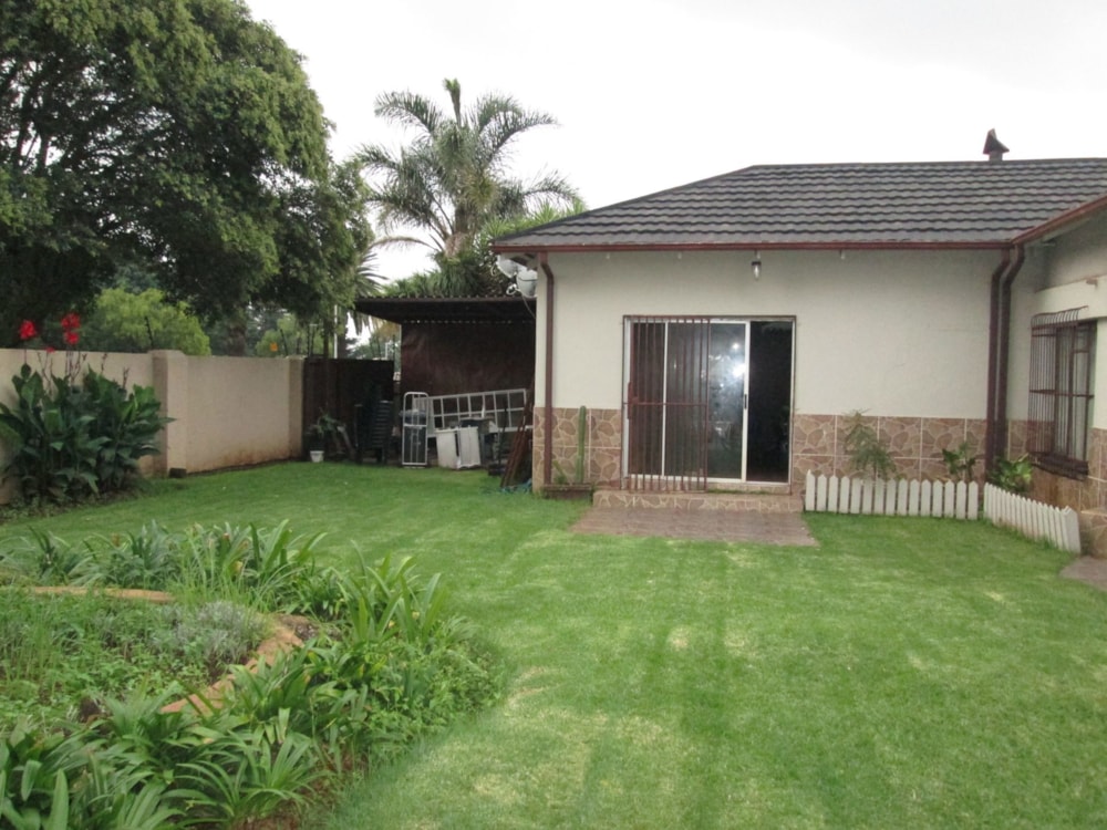 House for sale in Brenthurst - 1BJ1694467 House for sale in Brenthurst - 1BJ1694467