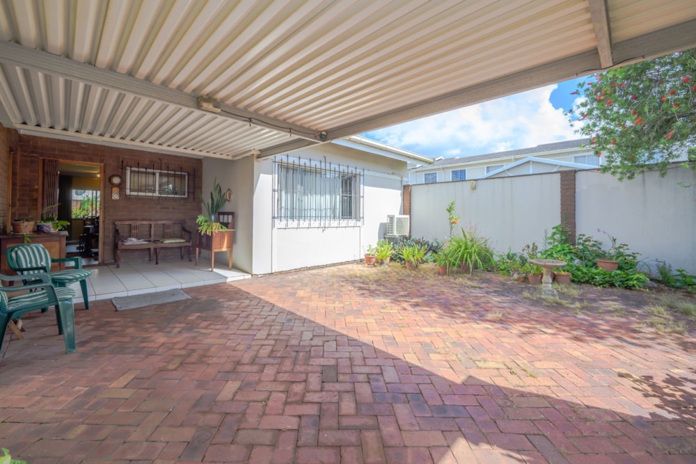 Townhouse to rent in Durban North - 1ND1720871