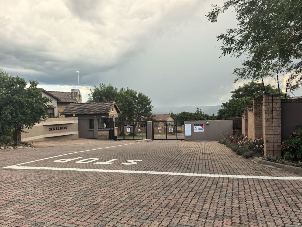 Vacant land for sale in Sonheuwel - 1NS1694020